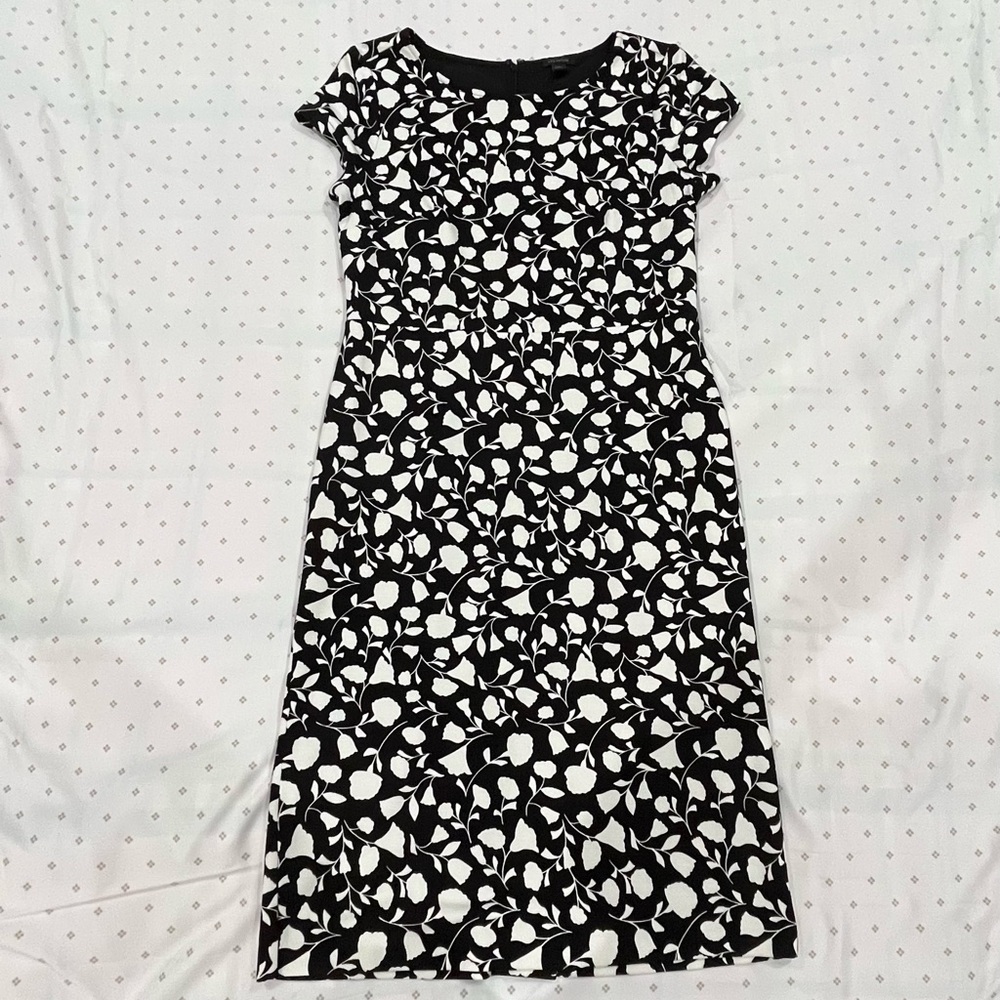 Ann Taylor dress size 4